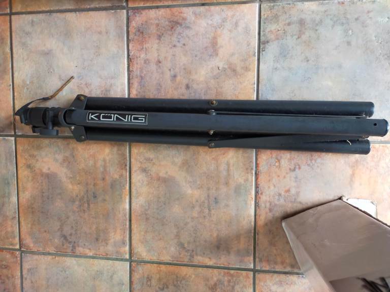 Caravan and Camping Lightweight Satellite Tripod