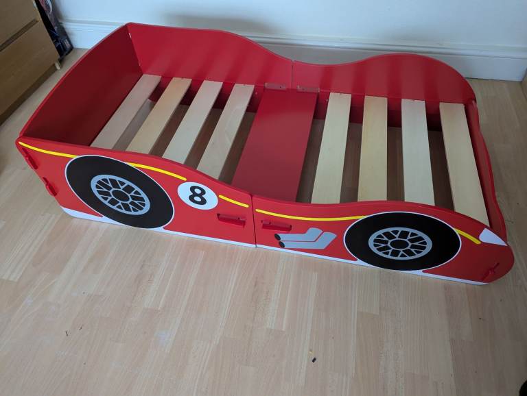 Racing car bed with mattress 