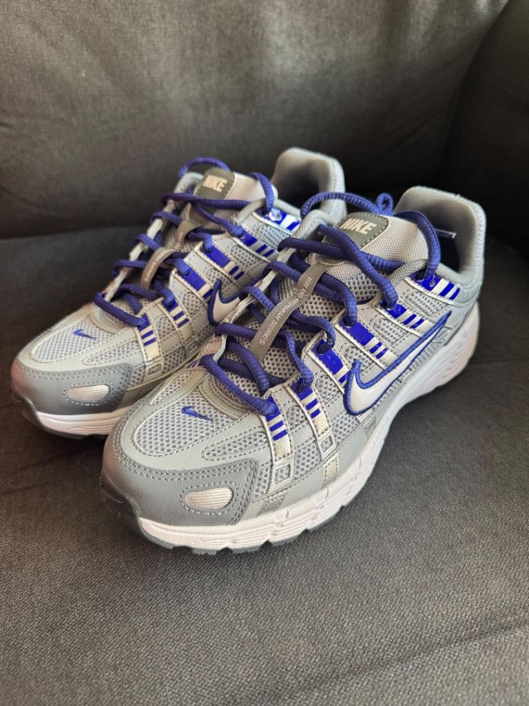 Brand New Nike Grey & Blue Trainers UK 5.5
