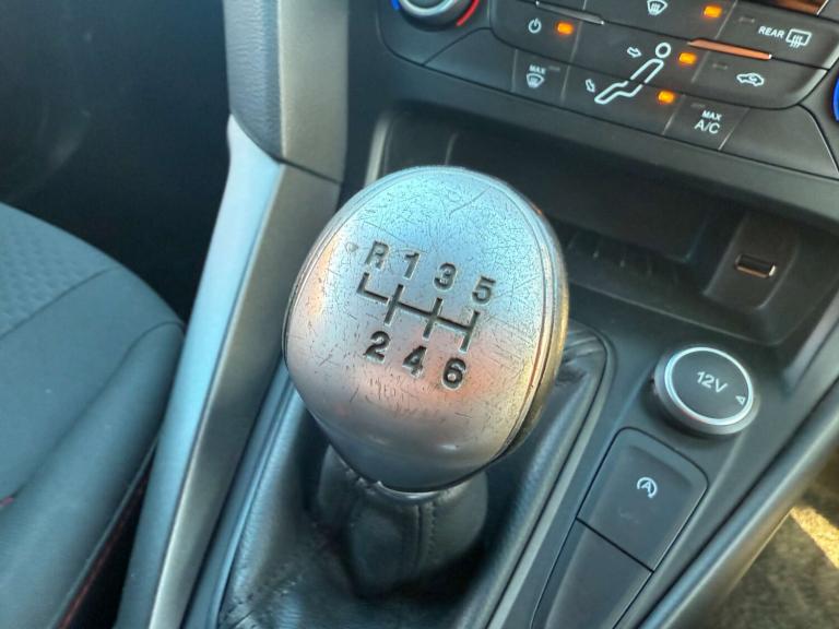 2018 Ford Focus 1.0 EcoBoost 140 ST-Line X 5dr HATCHBACK PETROL Manual