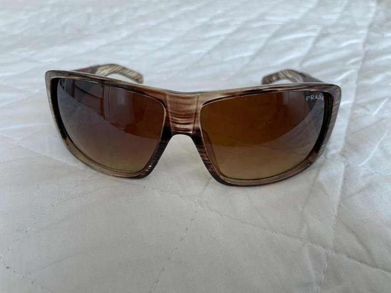 Prada sunglasses zx2945 very good condition 