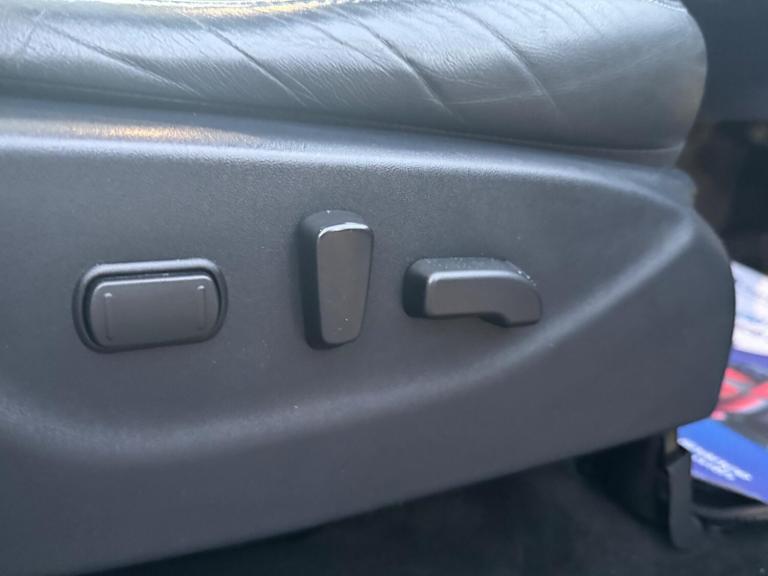  Nissan Navara 2.3 dCi N-Guard Auto 4WD Euro 6 4dr Diesel Automatic