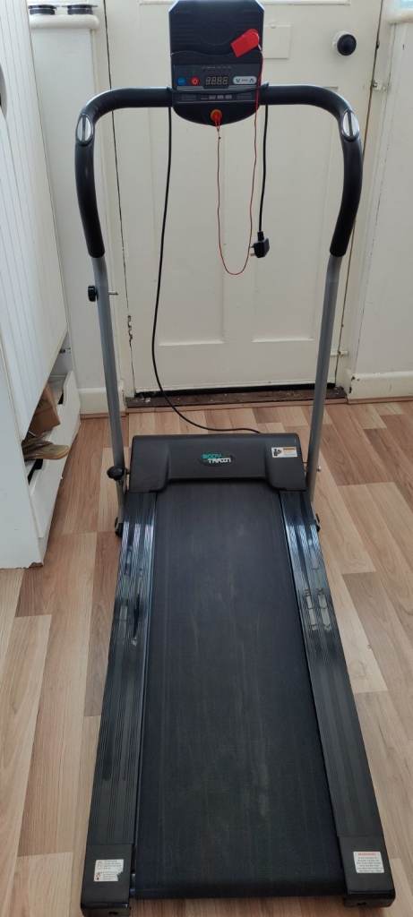 Treadmill, Exercise tool (like New)