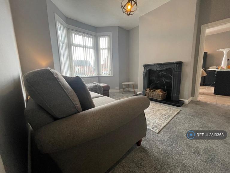 1 bedroom flat in Harley Street, Coventry, CV2 (1 bed) (#2813363)