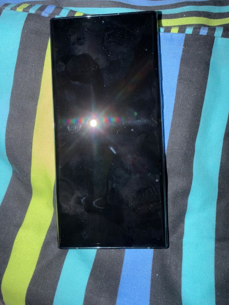 Samsung Galaxy S22 Ultra - Black, Good Condition