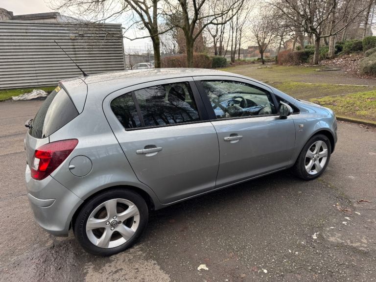 (63 PLATE ) VAUXHALL CORSA 1.2 SXI 5 DRS*LOW INSURANCE GROUP*MOT-11 MONTHS*like renault clio