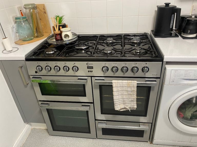 Flavel range cooker