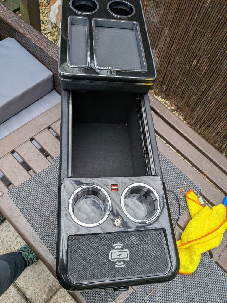 Van/motorhome centre console