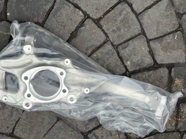 Vw/audi steering knuckle left hand side 
