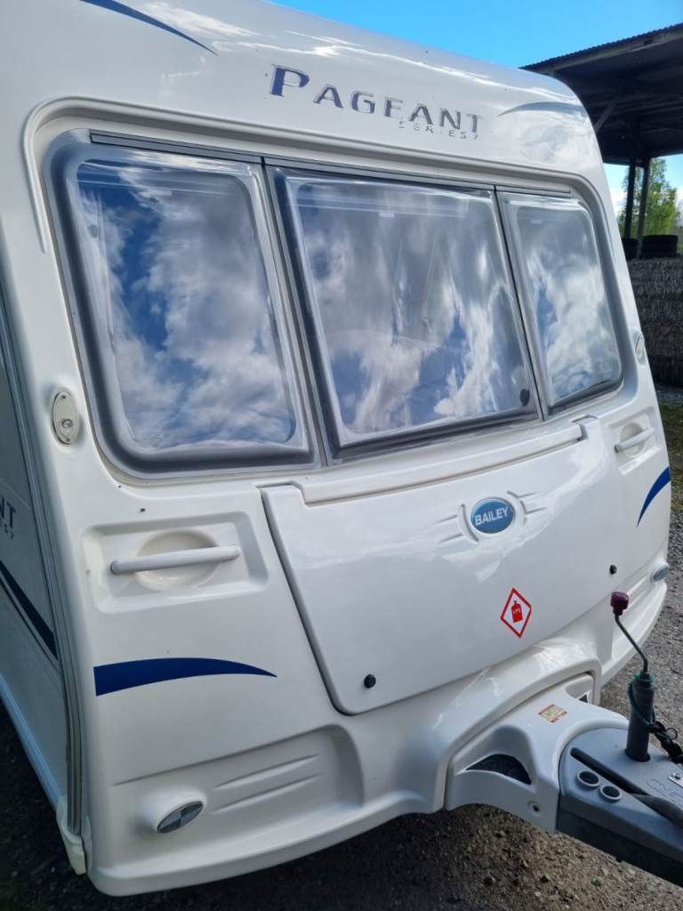Bailey Pageant Series 7 Sancerre motor movers