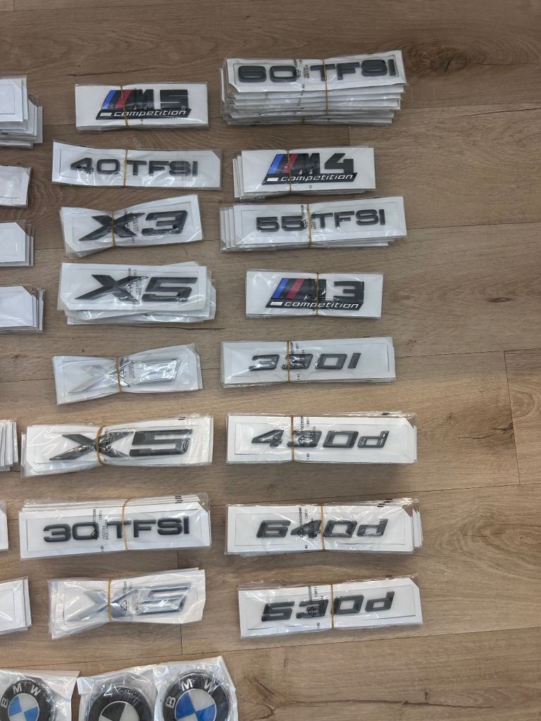 JOB LOT Car Badges & Keyrings RRP £2,700+