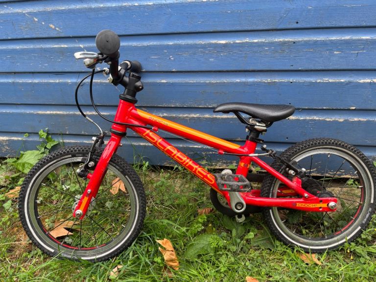 Islabikes Cnoc 14 Kids Bike – Red, Good Condition