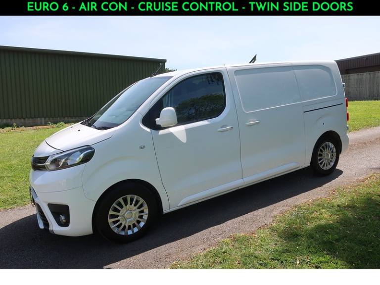 2018 Toyota ProAce 1.6D 115 Comfort Van PANEL VAN DIESEL Manual
