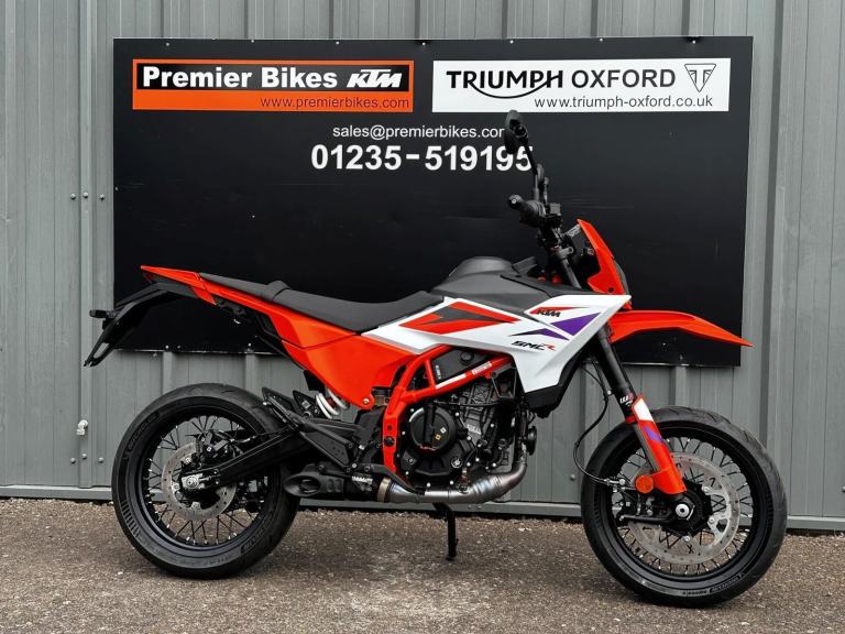 Stunning Brand New 2025MY KTM 390 SMC R Motorcycle 