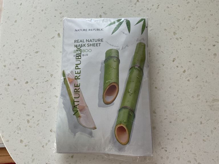 Facial skincare masks - Nature Republic - pack of 8 unopened. Made in Sth Korea.