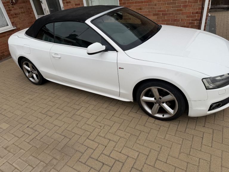 Audi A5 2.0 TDI S-Line, Convertible, 2010, Manual, 2 doors