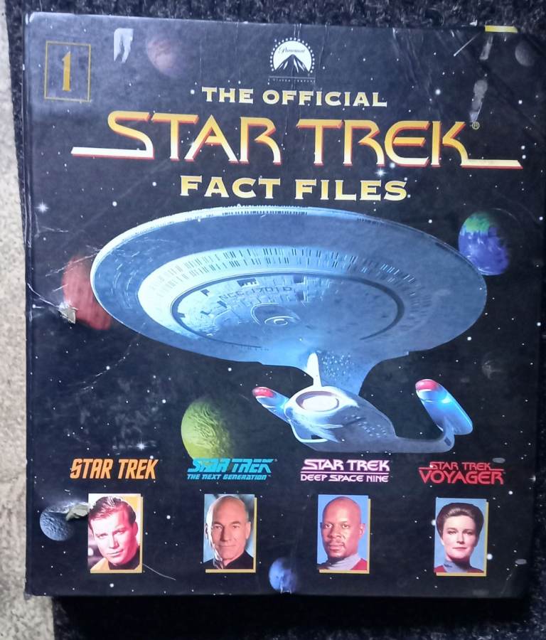 Star Trac Fact File Ring Binder Book