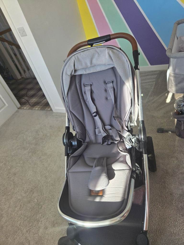 Ocarro mamas and papas complete travel system