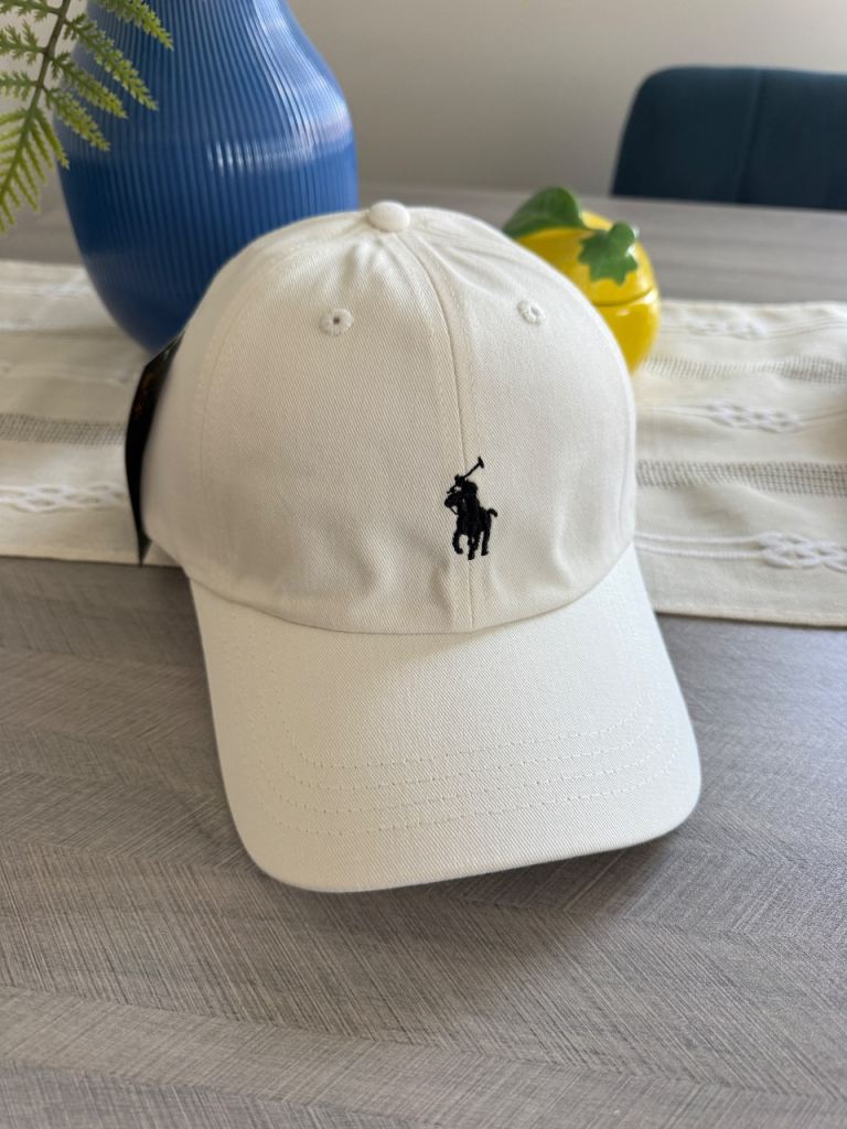 Polo Ralph Lauren iconic cotton chino baseball cap in white.