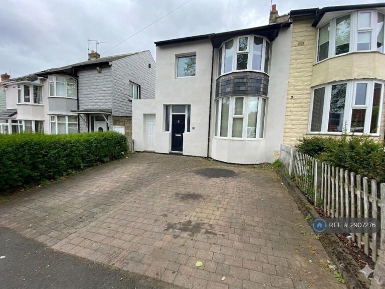 3 bedroom house in Windy Nook Road, Gateshead, NE10 (3 bed) (#2907276)