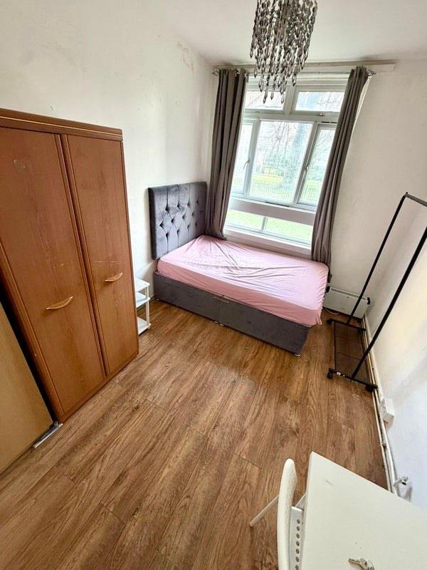 🌿Fully Furnished Room – Hoxton / Shoreditch📍
