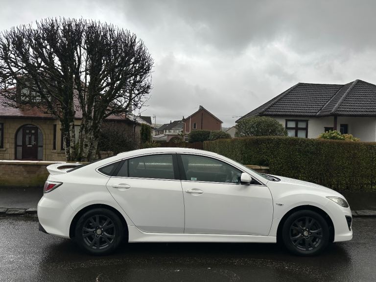 FULLY .. Automatic ..2.0LTR PETROL HATCHBACK .