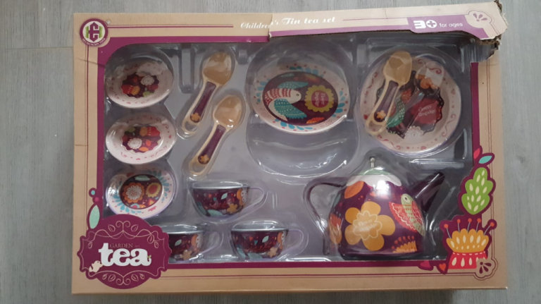 child's tin tea set