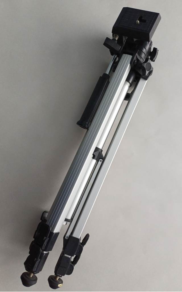 Hakuba 231 Lightweight Camera Tripod