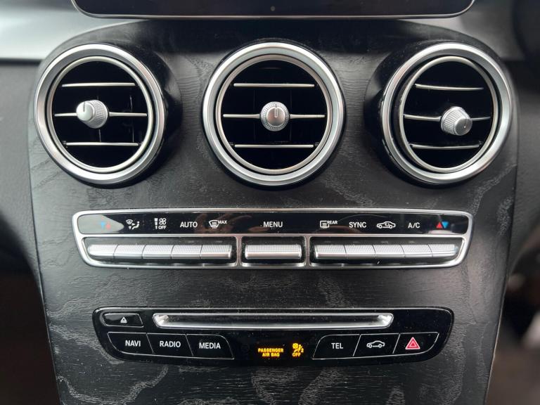 2017 Mercedes-Benz GLC 2.1 GLC250d AMG Line (Premium Plus) G-Tronic 4MATIC Euro 6 (s/s) 5dr ESTAT...