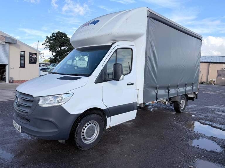 2018 Mercedes-Benz Sprinter 3.5t Chassis Cab / Curtainside Box + Tail Lift Curtainsider Diesel Ma...