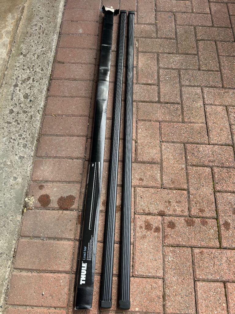 Thule Square Roof Bars 135cm