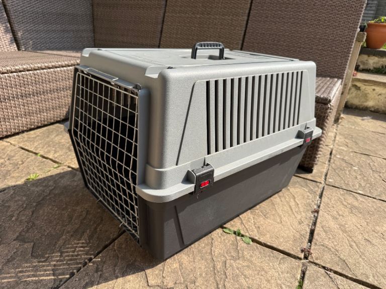 Ferplast Atlas 40 Pet Carrier-suitable for dogs and cats