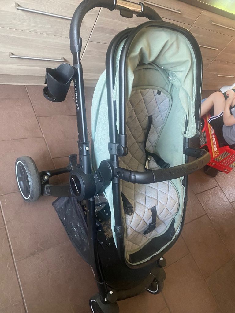 Bassinet/pushchair & Car seat – Good Condition