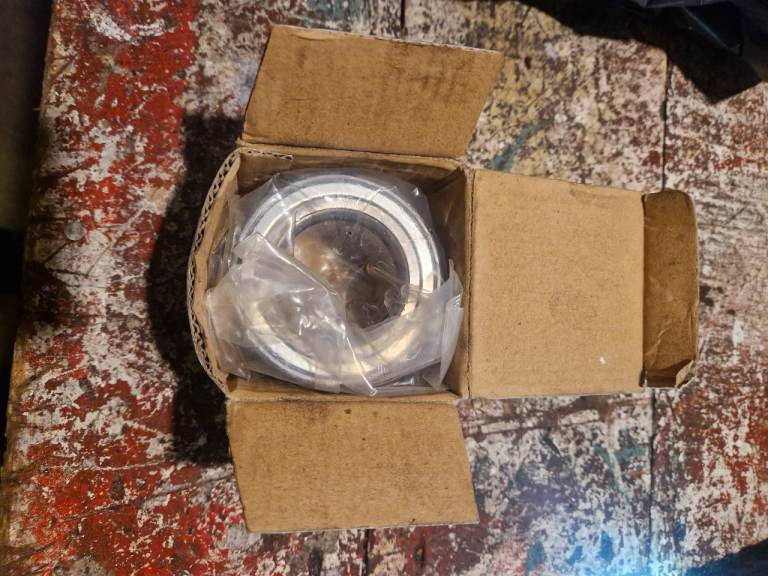 Nissan X-Trail wheel bearing