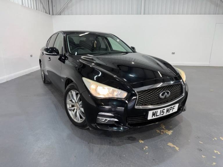 2015 Infiniti Q50 2.2d Premium Saloon 4dr Diesel Auto Euro 5 (s/s) (170 ps) Saloon Diesel Automatic