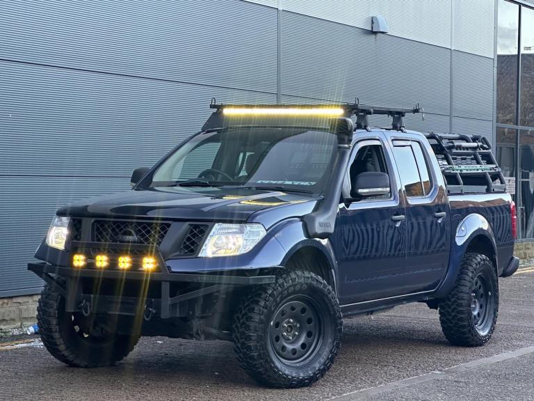 2014 Nissan Navara 2.5 dCi Tekna 4WD Euro 5 4dr PICK UP Diesel Manual