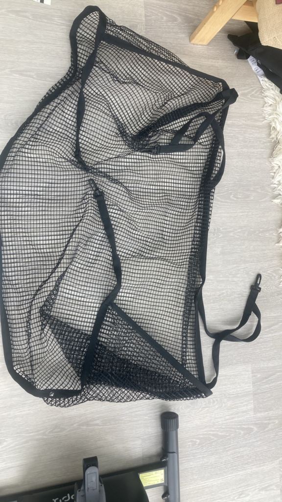 VW Campervan upper bed safety net