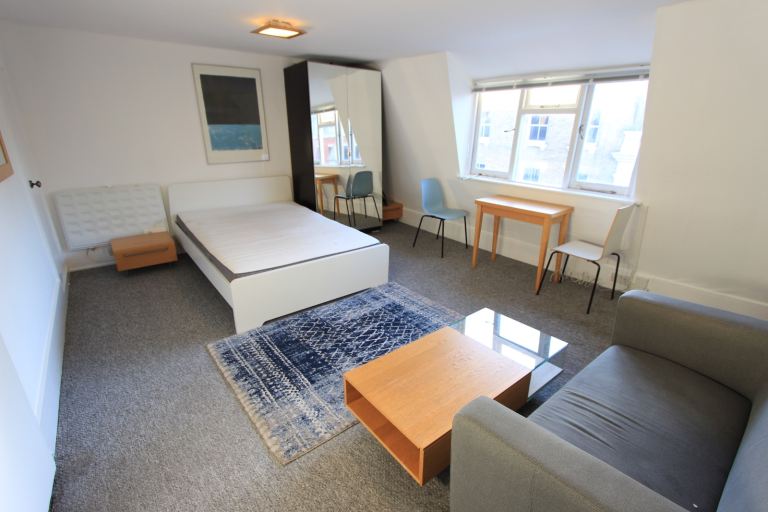 Studio - W1T SOHO, COVENT GARDENS, OXFORD STREET. CALL NOW. 