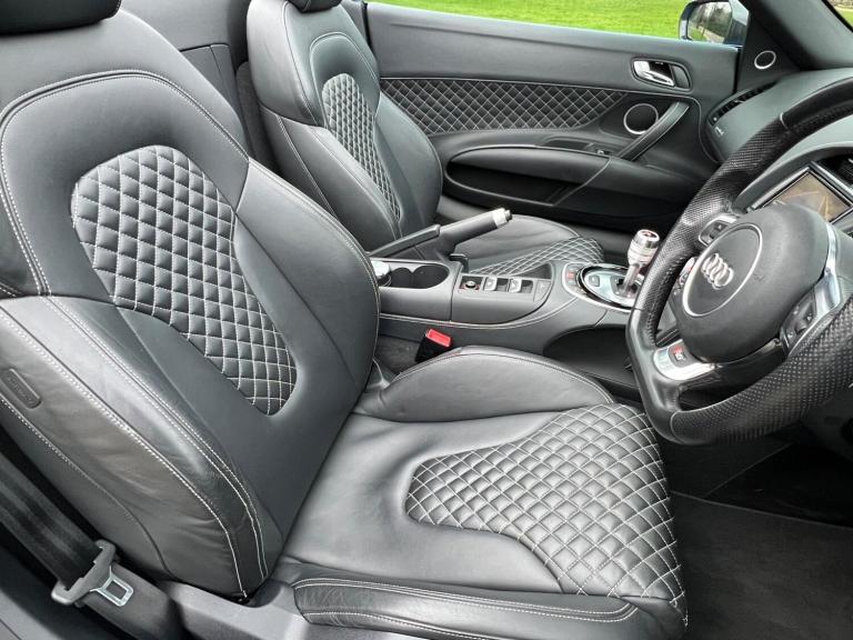 2015 Audi R8 5.2 FSI V10 Quattro 2dr S Tronic CONVERTIBLE PETROL Automatic