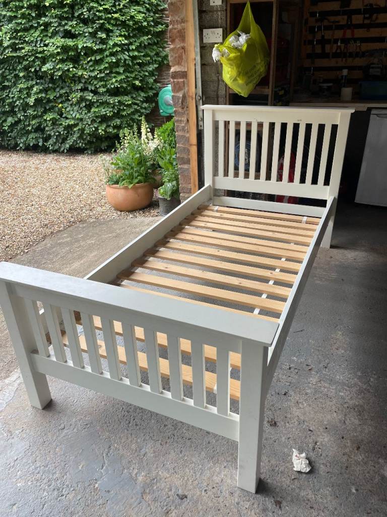 Single, (White Company), White, wooden bed frame 
