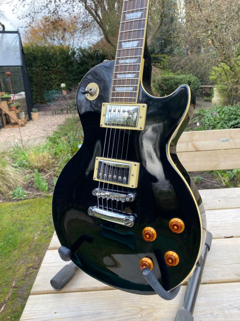 EPIPHONE LES PAUL 