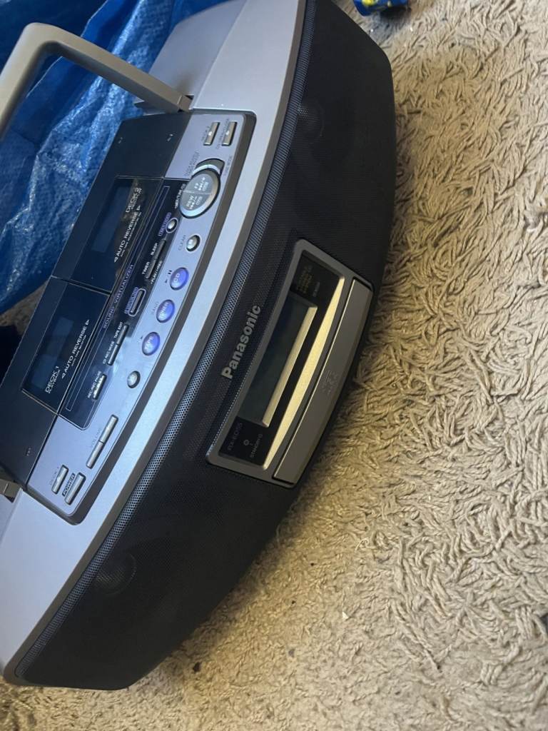 Panasonic vintage boombox AM/FM CD Dual tape 