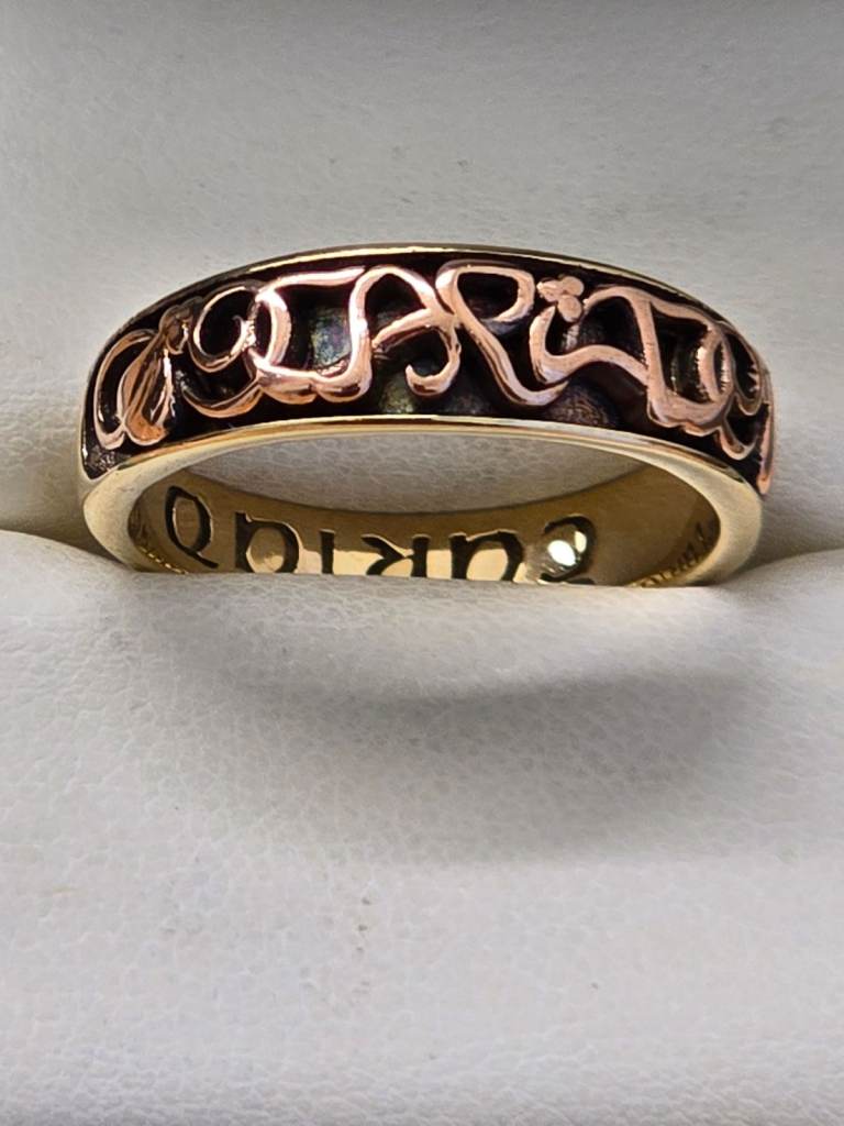9ct CLOGAU GOLD CARIAD RING