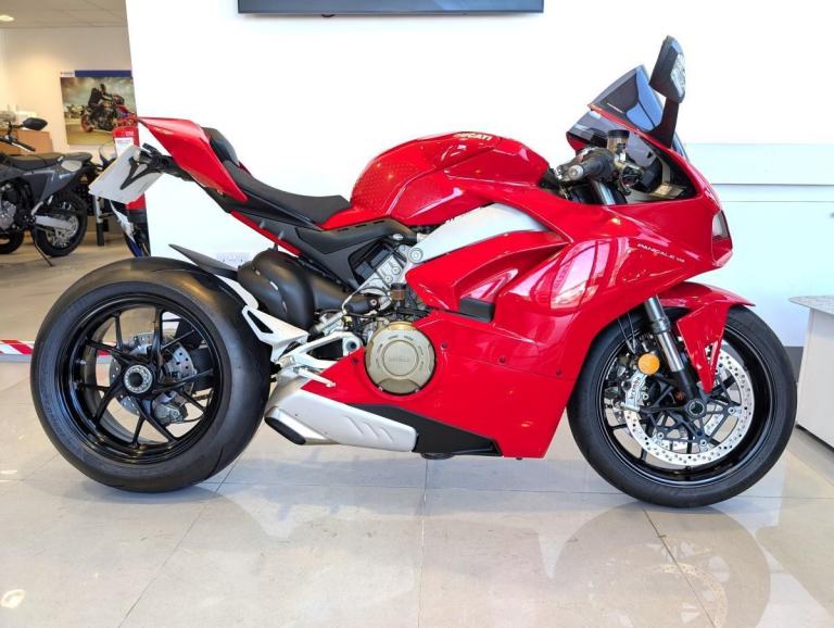 DUCATI PANIGALE V4 - 2 OWNER FROM NEW - FANTASTIC CONDITION 