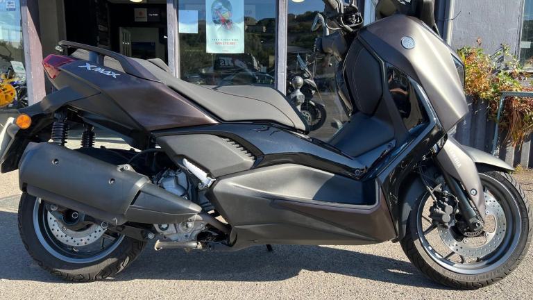 YAMAHA XMAX 300 TechMax