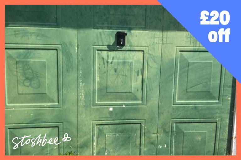 Storage space available to rent in Garage in Enfield (EN1) - 200 Sq Ft