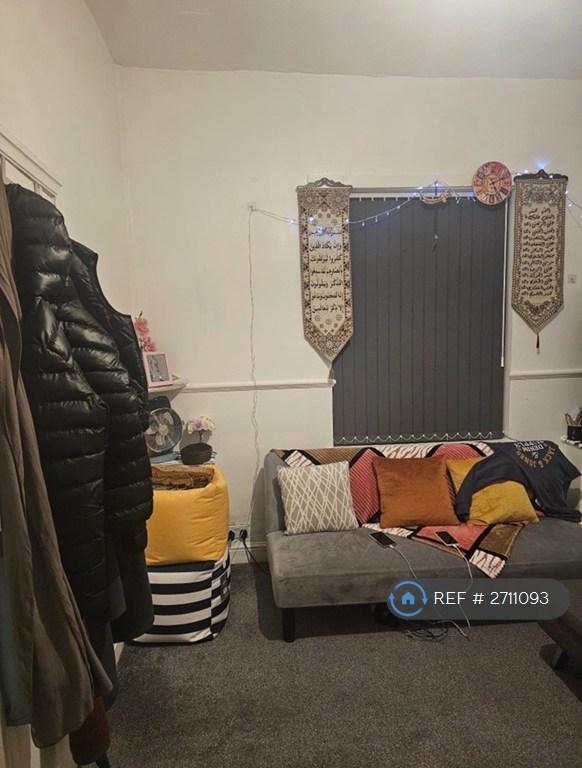 2 bedroom house in Cateaton Street, Bury, BL9 (2 bed) (#2711093)