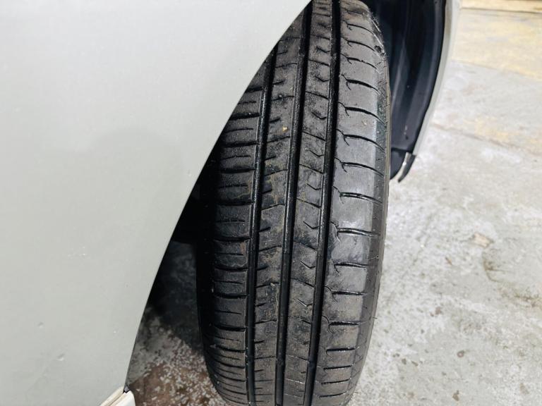 2005 Toyota Corolla 1.6 VVT-i Colour Collection 5dr Auto HATCHBACK PETROL Automatic