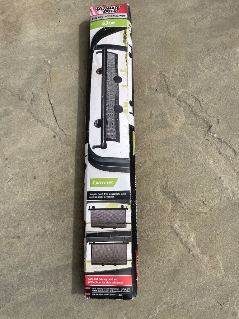 2 x Sun protection blinds. Car blinds