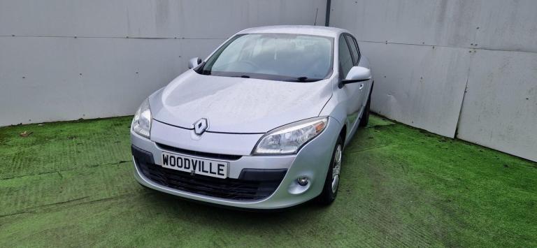 2011 Renault Megane Expression Vvt 110 Hatchback Petrol Manual